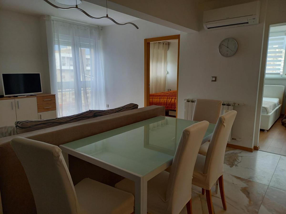 Apartment City View Split Exterior foto